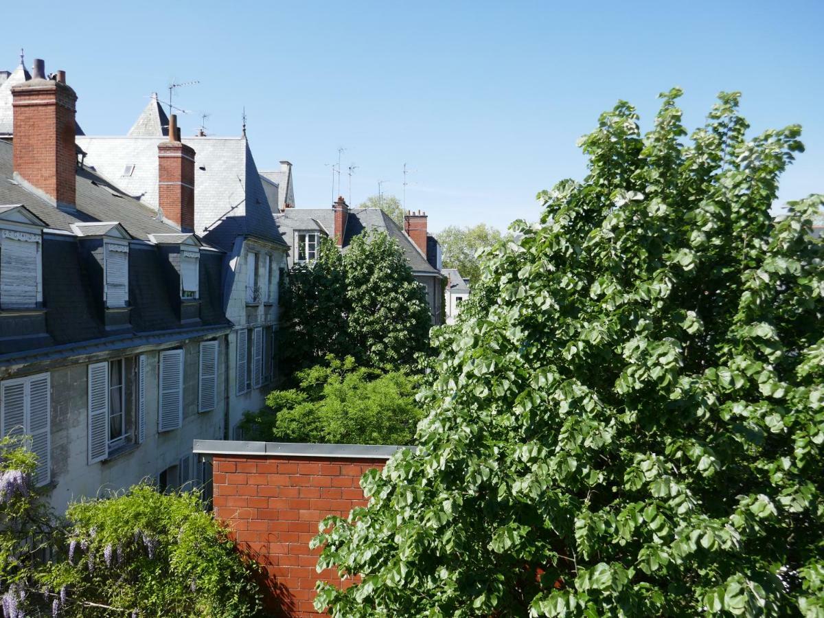 Ferienwohnung L Escalier Rouge Tours Exterior foto